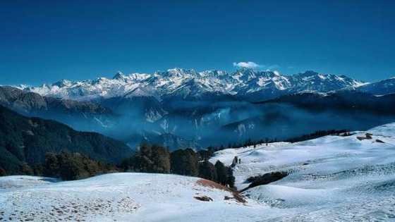 Dayara Bugyal Trek