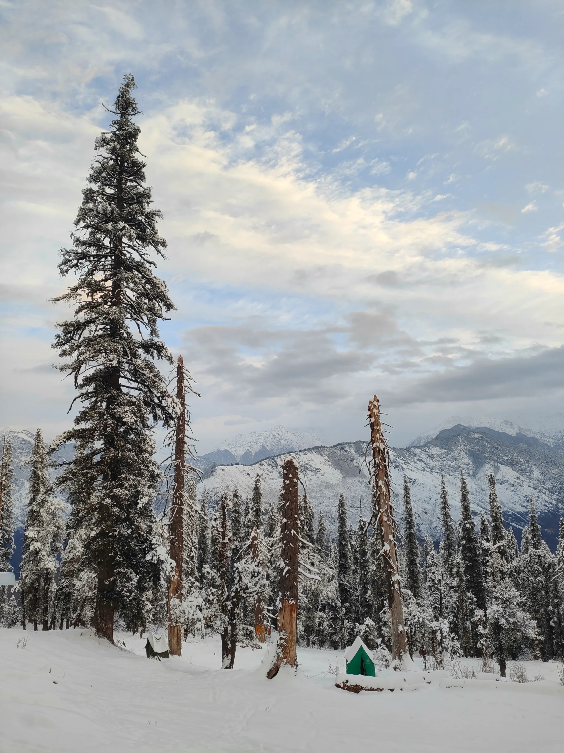 Kedarkantha Trek view 2