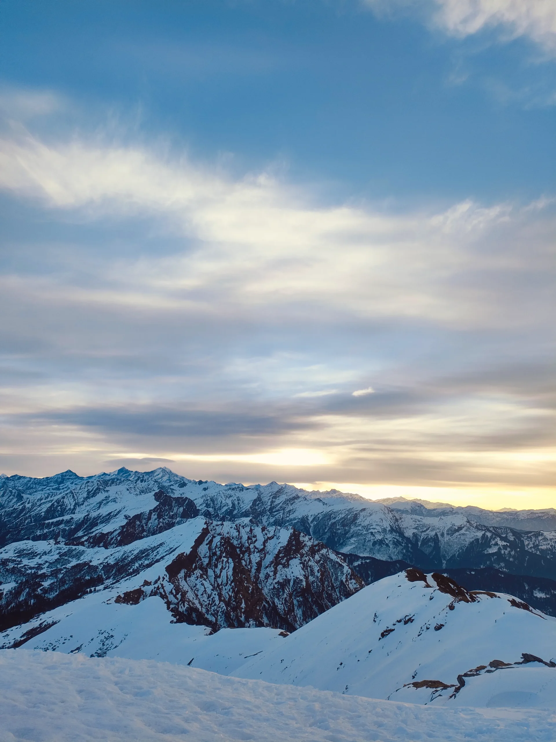 Kedarkantha Trek view 7